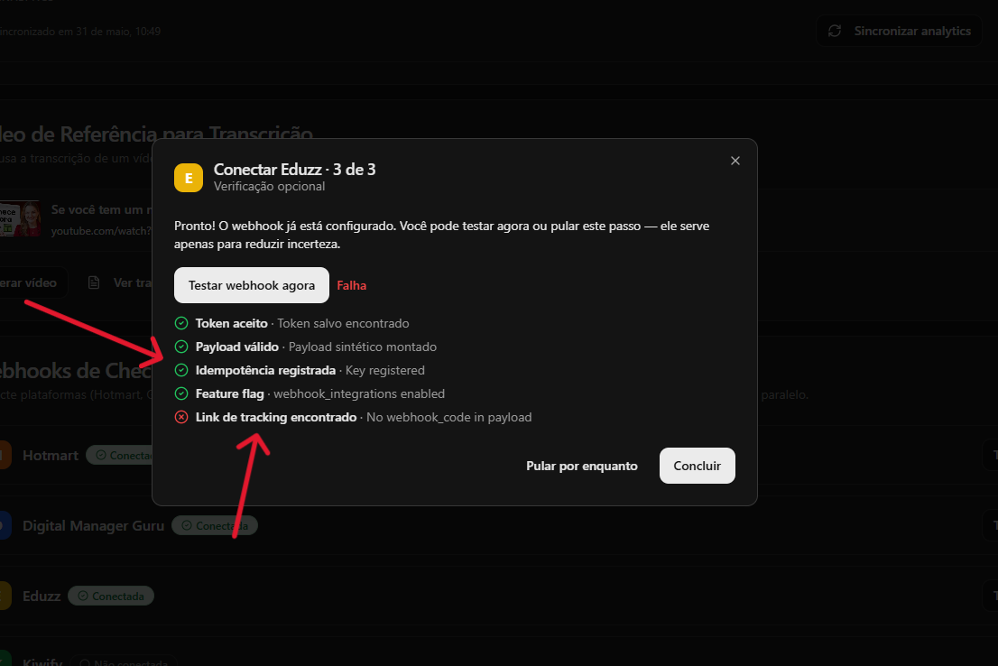 Resultado do teste do webhook no YouPro Track mostrando validações em verde e último item com erro esperado.