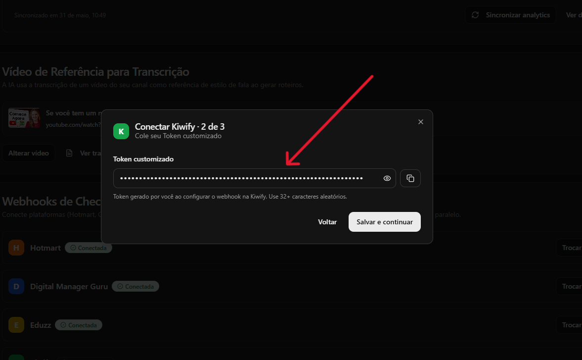Janela do YouPro Track com campo Token personalizado e botão Salvar e continuar destacados.